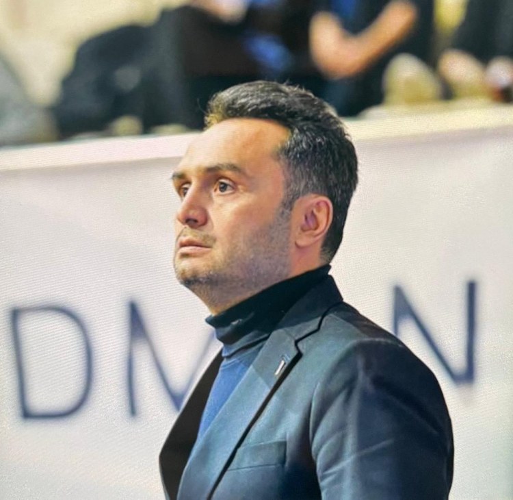 "Neftçi"nin baş məşqçi postu iranlı mütəxəssisə tapşırıldı