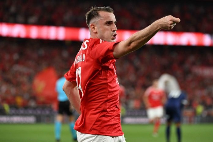 "Qalatasaray"ın sabiq futbolçusu "Fənərbaxça"ya çox yaxındır -    ilkin razılıq əldə olundu
