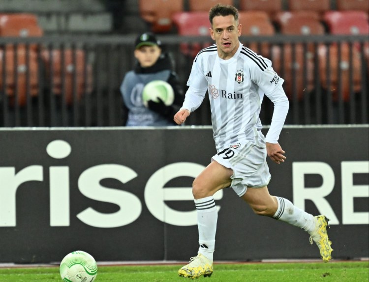 "Beşiktaş"ın futbolçusu Rusiya klubuna keçir