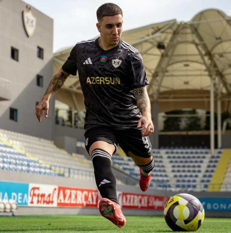 "Qarabağ"ın yeni transferi kollektivə nə vaxt qoşulacaq?