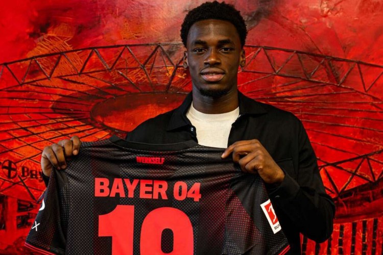 "Bayer" Niderland millisinin üzvünü transfer etdi -    RƏSMİ