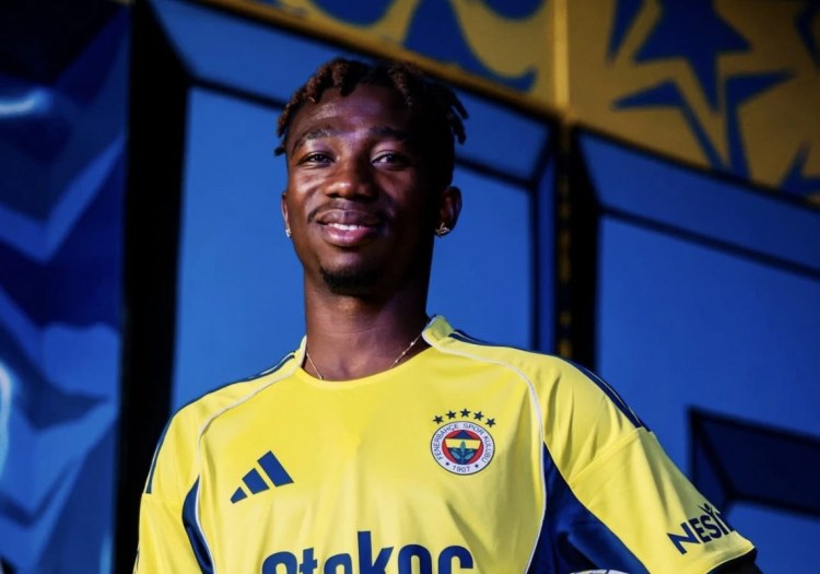 "Fənərbaxça" malili hücumçunu transfer etdi -    RƏSMİ