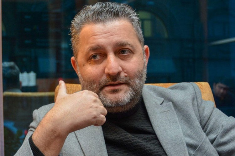 "Neftçi"nin sabiq mətbuat katibini Rusiyaya buraxmadılar -    Qod Nisanovun oğlunun toyuna gedirdi
