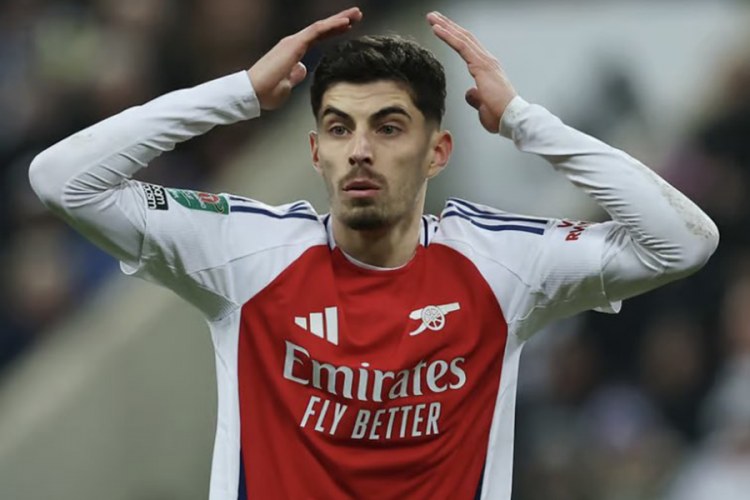 "Arsenal"ın hücumçusu zədələndi