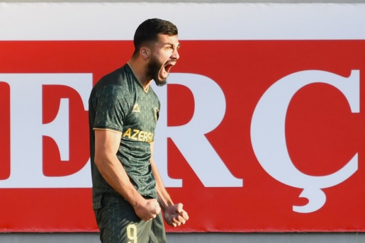 Musa Qurbanlı mövsümün sonundan "Qarabağ"dan ayrılır