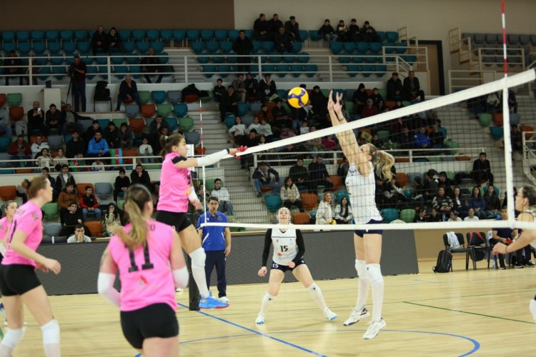 Yüksək Liqa: "Gəncə" evdə uduzdu