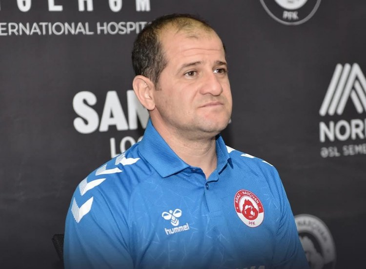 Elmar Baxşıyev: "Komandanın apardığı mübarizədən narazı qalmadım"