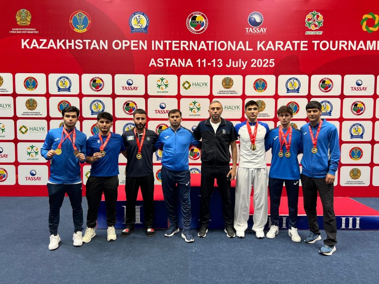 Karateçilərimiz Astanada tarix yazdılar- 3 qızıl, 3 gümüş, 5 bürünc medal