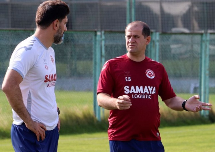"Araz-Naxçıvan" və "Aris"in baş məşqçiləri jurnalistlər qarşısına çıxacaq