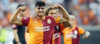 "Qalatasaray" yoxlama matçında qalib gəldi