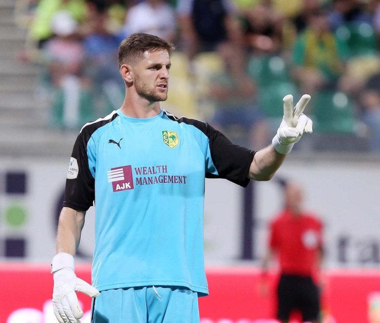 "Neftçi"dən növbəti transferi    - RƏSMİ