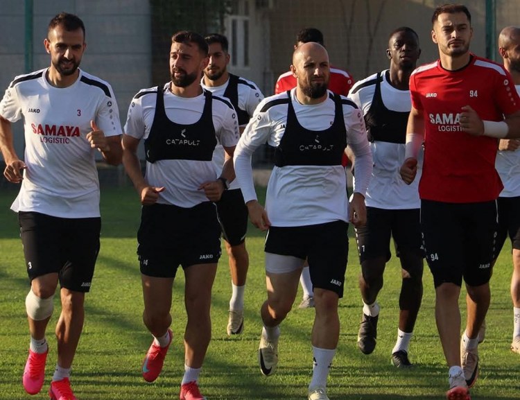 "Araz-Naxçıvan"ın yeni transferi komandaya qoşuldu