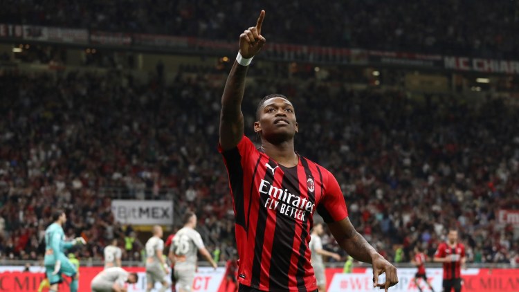 "Milan" "Bavariya"dan futbolçusu üçün 130 milyon avro tələb edir