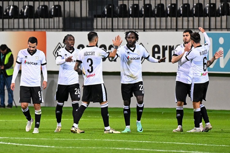 "Neftçi"nin hücumçusu "Dinamo"ya keçir?    - agenti danışdı