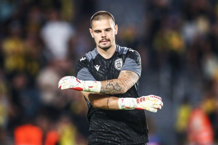"Qalatasaray" Xorvatiya millisinin qapıçısını transfer edir