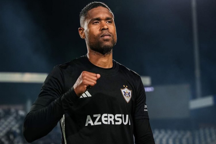 "Qarabağ"ın futbolçusuna Azərbaycandan 2 təklif