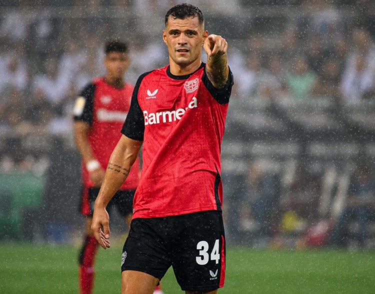 "Milan" "Bayer"in futbolçusunu transfer etmək istəyir