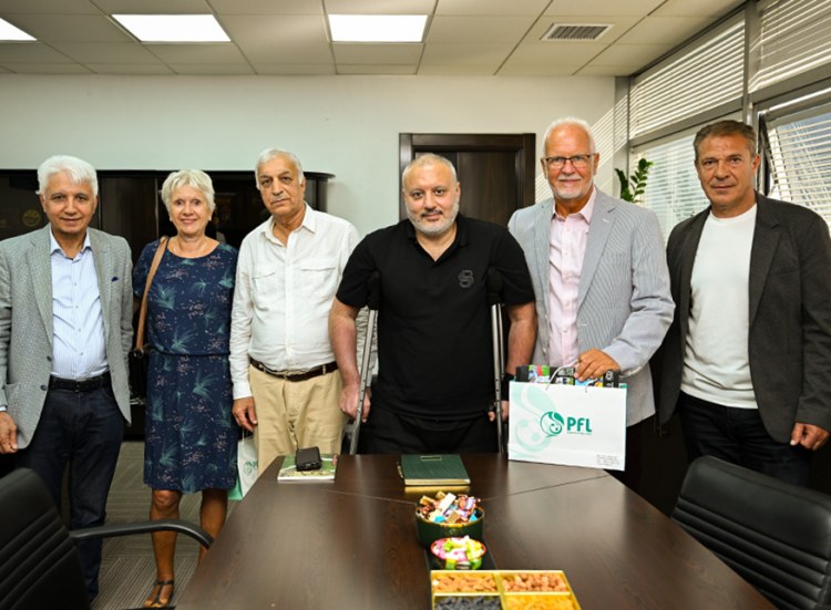 Bernd Ştange Peşəkar Futbol Liqasının qonağı oldu -    FOTOLAR