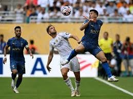 "Real" dünya çempionatına heç-heçə ilə başladı