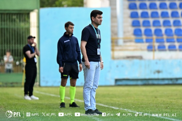 Premyer Liqaya vəsiqə qazanan klub baş məşqçisi ilə yollarını ayırdı