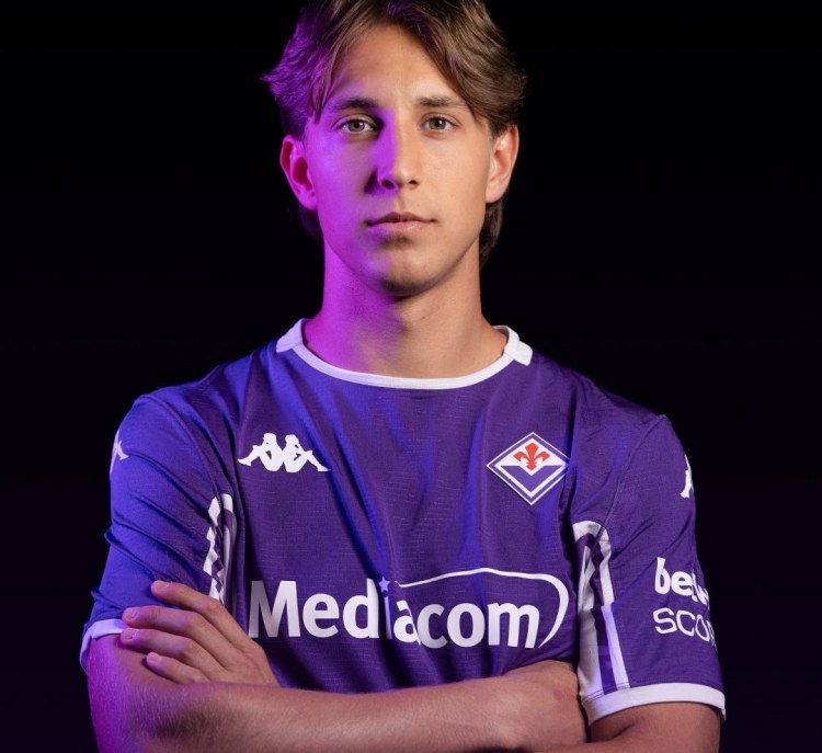 İtaliya klubu 22 yaşlı futbolçunu transfer etdi    RƏSMİ