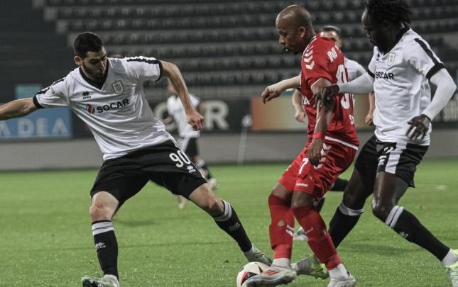 "Neftçi" "Araz-Naxçıvan"a, "Sumqayıt" "Sabah"a qarşı YENİLƏNİR