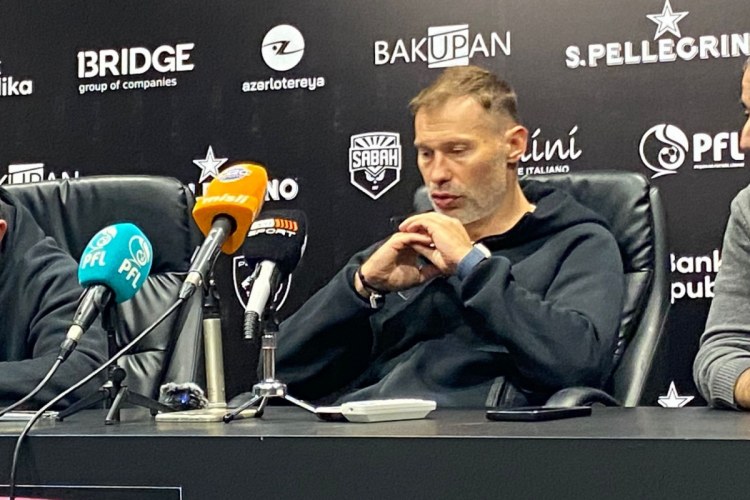 Vasili Berezutski: "Kimi gördümsə, hamını finala dəvət etdim"