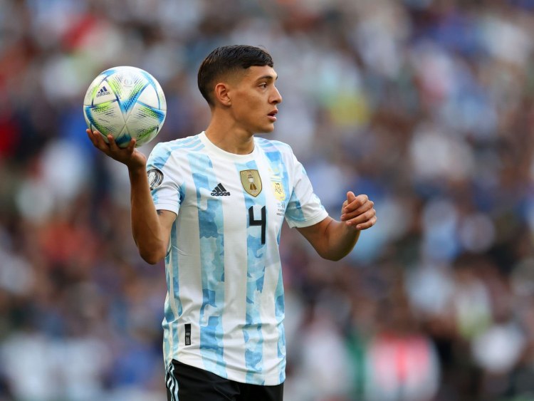 Argentina millisinin üzvü 4 klubun hədəfində