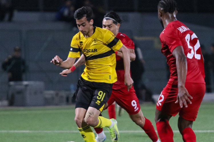 "Neftçi"nin futbolçusuna 4 oyunluq cəza verildi