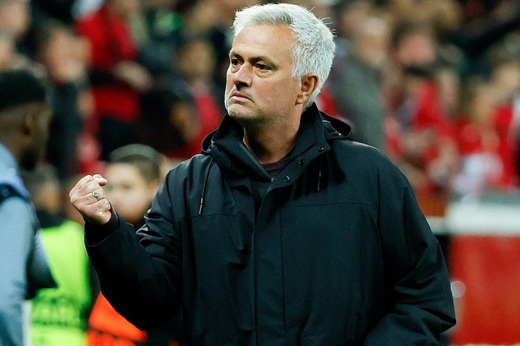 Joze Mourinyo "Fənərbaxça"da qalacaq?