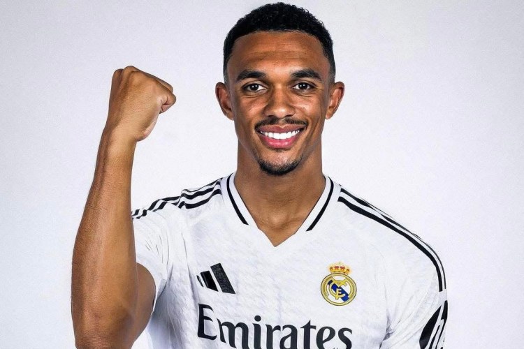 "Real" "Liverpul"un müdafiəçisini transfer etdi -    RƏSMİ