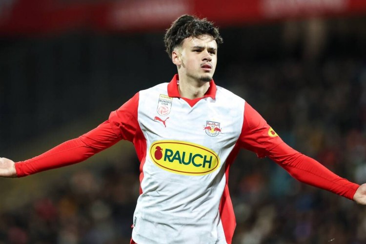 "Real" 18 yaşlı vingerə "elçi düşdü"