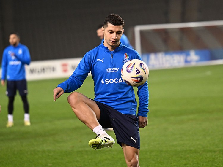 Millimizin Fransa ilə oyunöncəsi son məşqi - FOTOLAR