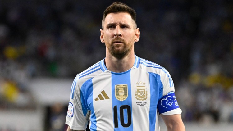 Messi Ronaldonun rekordunu təkrarladı