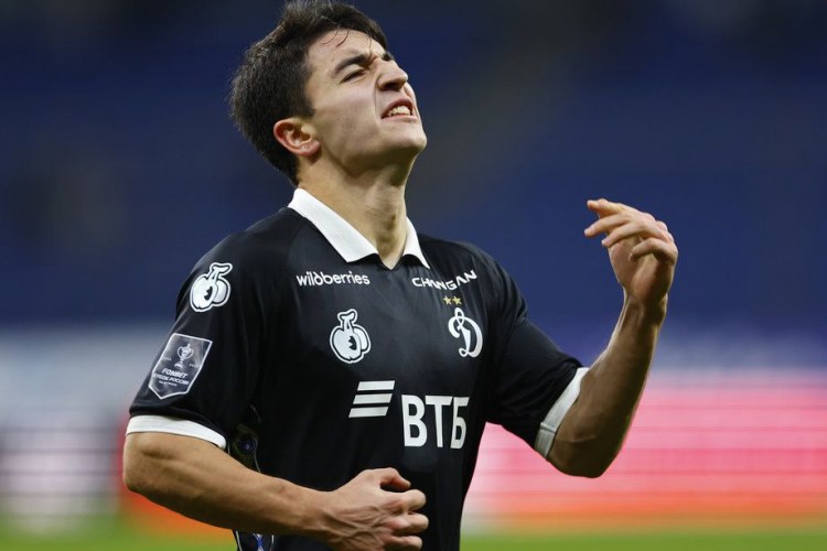 "Atamın azərbaycanlı olmasına hörmətlə yanaşıram, amma mən Rusiyada anadan olmuşam"