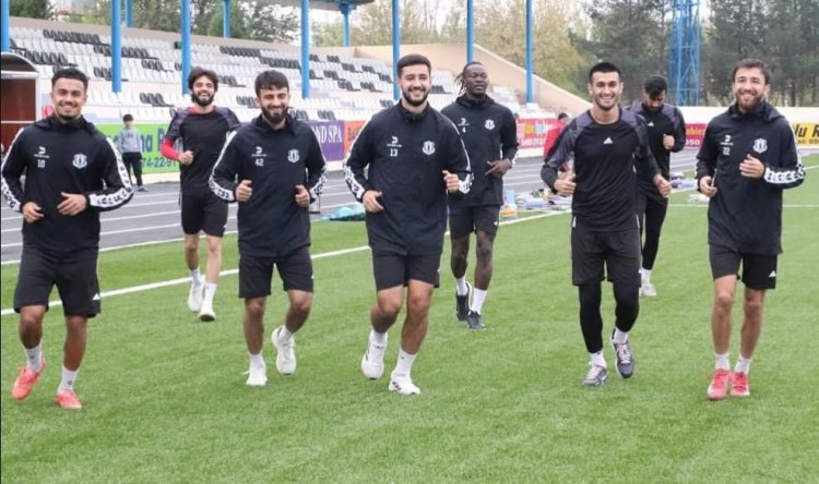 "Karvan-Yevlax"ın futbolçusuna 1 oyunluq cəza verildi