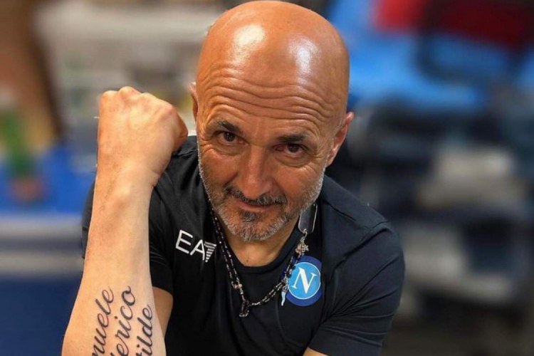 "Yuventus"la müqavilə imzaladığı üçün xain elan olundu