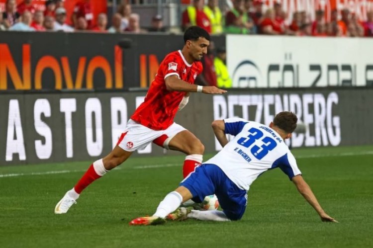 "Çox istəyərdim ki, "Kayzerslautern"in baş məşqçisi ilə görüşüm, söhbət edim"    - Ayxan Abbasov Mahir Emreli haqda