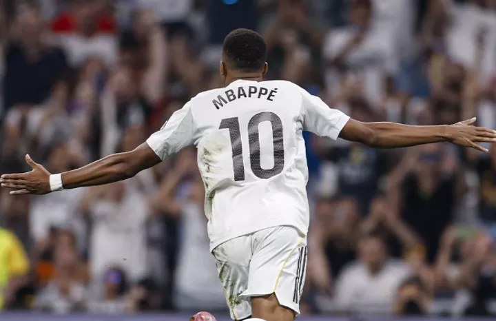 "Real"da ayın ən yaxşı futbolçusu bəlli oldu -    ardıcıl 2-ci dəfə