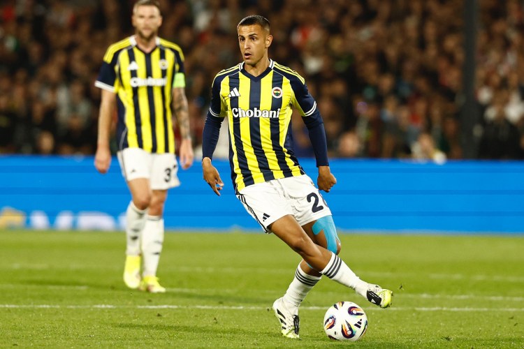 "Fənərbaxça"nın futbolçusu Polşa klubuna keçir