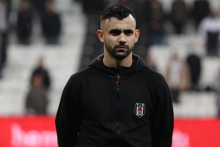 "Rizespor"dan ayrılan futbolçu "Lion"a keçir