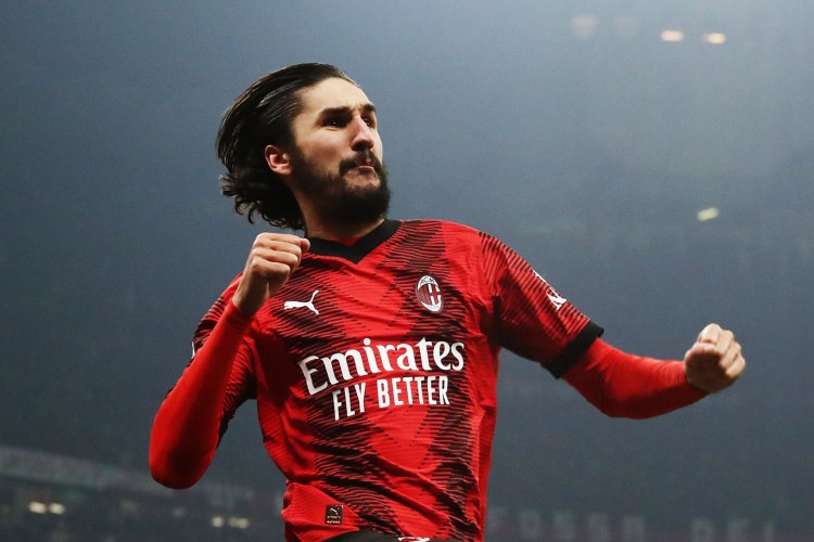 "Milan"ın futbolçusu Səudiyyə Ərəbisstanı klubuna keçir