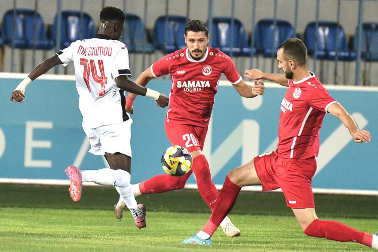 Stadion təmir olunacaq, Premyer Liqa klubu Naxçıvanda oynayacaq