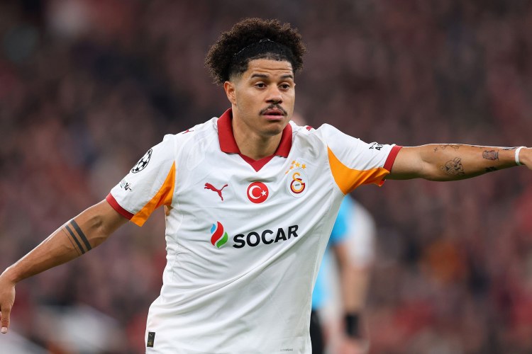 "Qalatasaray"ın yarımmüdafiəçisi Braziliya millisində zədələndi