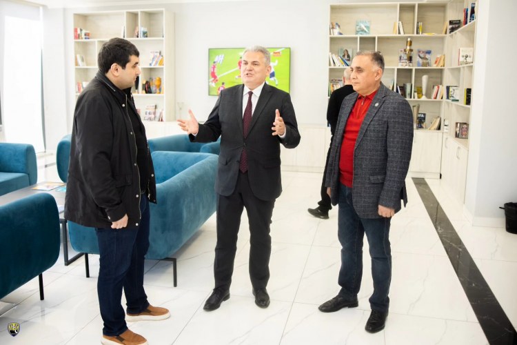 Türkiyənin Gəncədəki Baş konsulu “Kəpəz”in qonağı oldu -    FOTOLAR