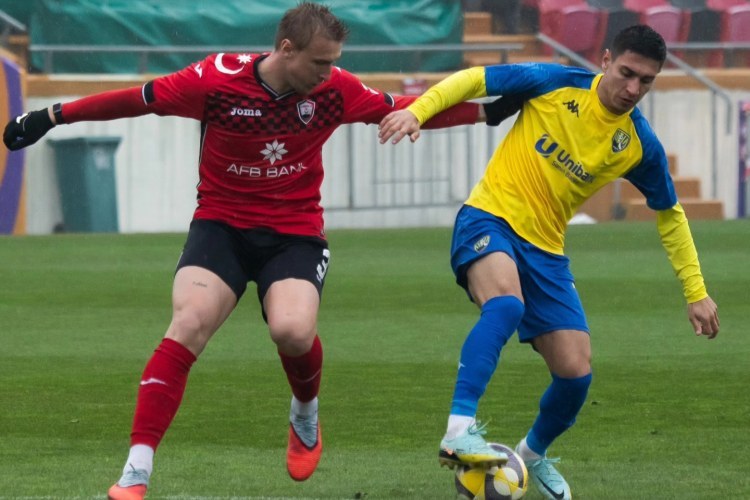 "Kəpəz" "Qəbələ"yə, "Neftçi" "Sumqayıt"a qarşı -    YENİLƏNİR