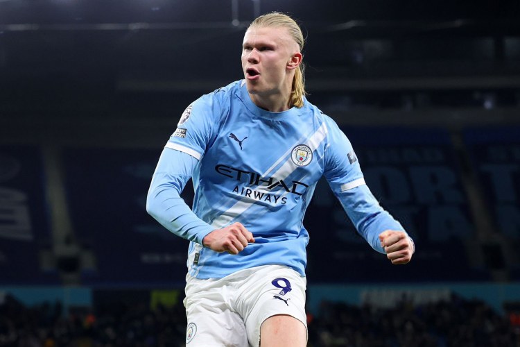 "Mançester Siti"nin hücumçusu ən yaxşı seçildi