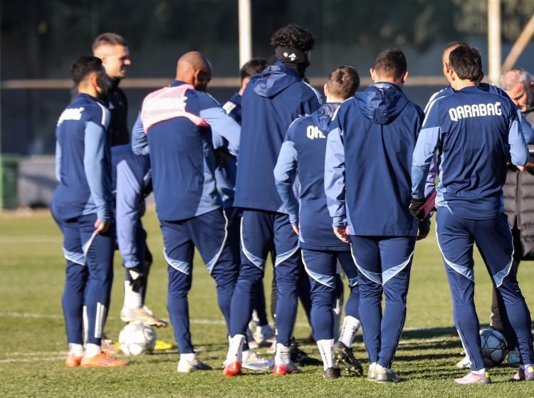 "Qarabağ" bu gün "Neftçi" ilə qarşılaşacaq