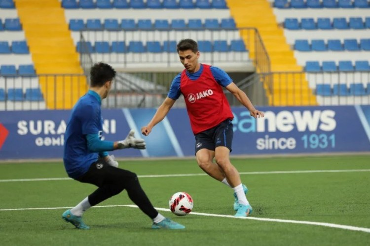 "Karvan-Yevlax" transferini açıqladı