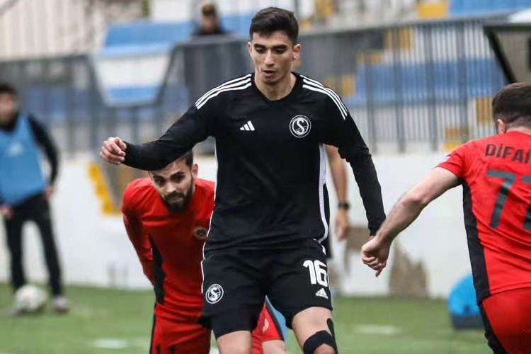 Millimizin müdafiəçisi "Karvan-Yevlax"da -    RƏSMİ